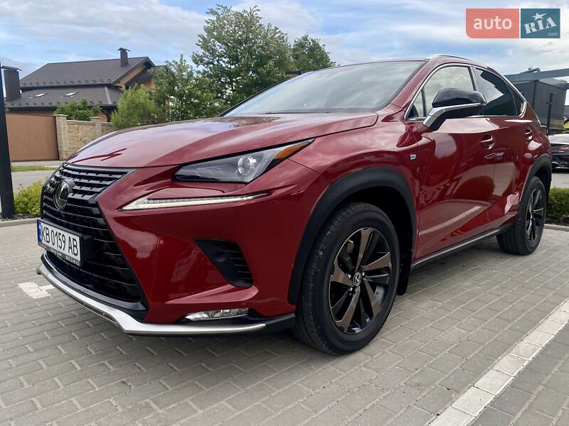 Lexus NX 2021