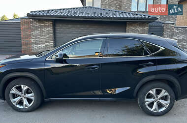 Внедорожник / Кроссовер Lexus NX 2016 в 