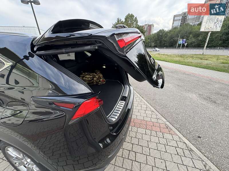 Внедорожник / Кроссовер Lexus NX 2019 в Днепре