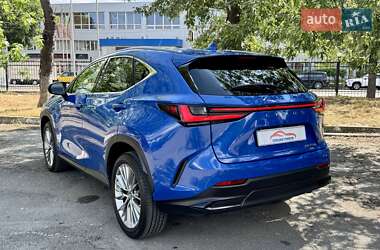 Позашляховик / Кросовер Lexus NX 2022 в 