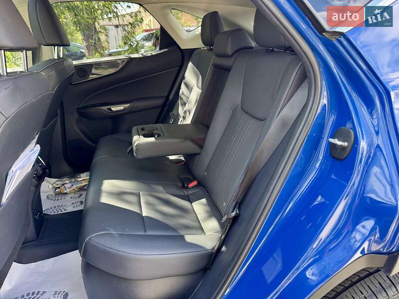 Внедорожник / Кроссовер Lexus NX 2022 в Киеве
