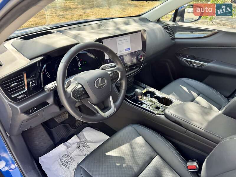 Внедорожник / Кроссовер Lexus NX 2022 в Киеве