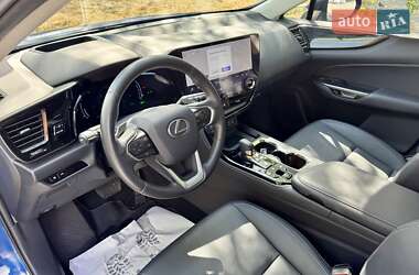 Позашляховик / Кросовер Lexus NX 2022 в 
