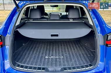 Позашляховик / Кросовер Lexus NX 2022 в 
