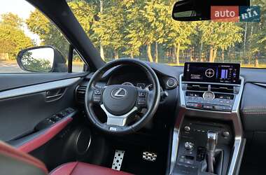 Внедорожник / Кроссовер Lexus NX 2019 в 