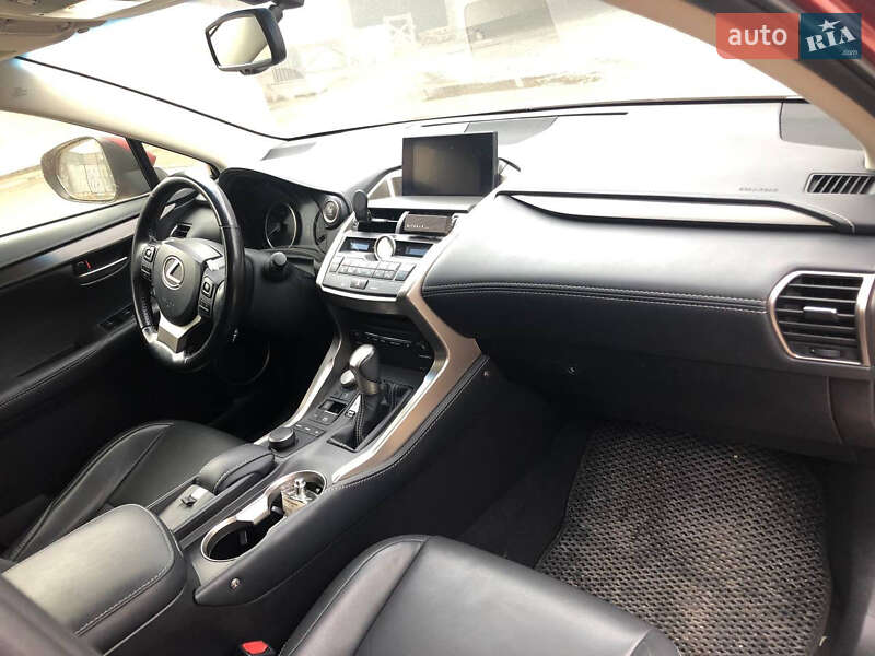 Внедорожник / Кроссовер Lexus NX 2015 в Киеве