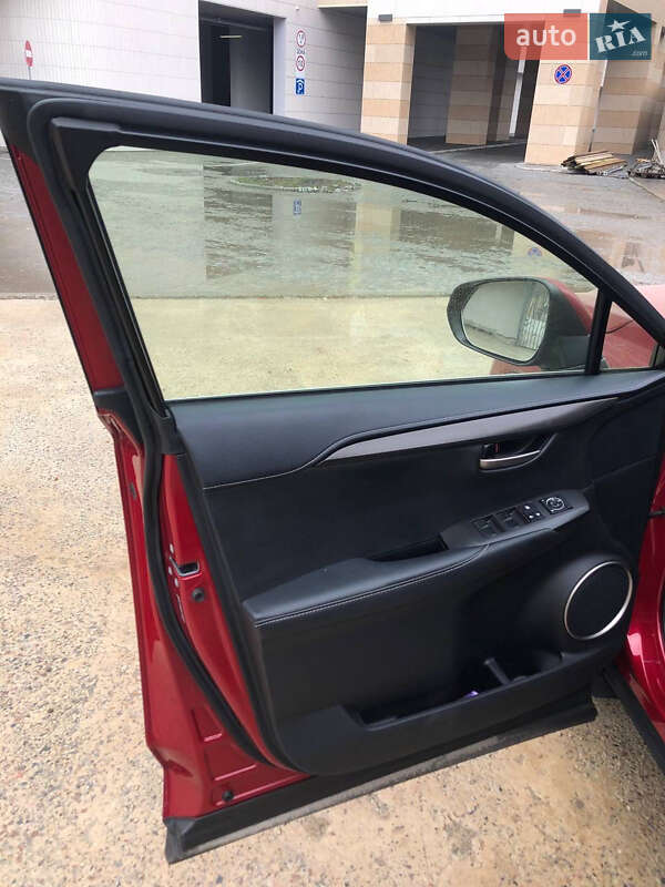 Внедорожник / Кроссовер Lexus NX 2015 в Киеве