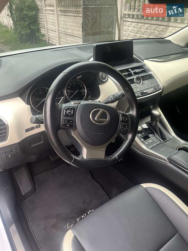Внедорожник / Кроссовер Lexus NX 2020 в Киеве
