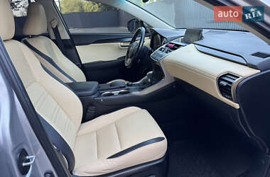 Внедорожник / Кроссовер Lexus NX 2016 в 