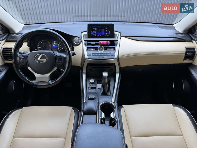 Внедорожник / Кроссовер Lexus NX 2016 в Виннице