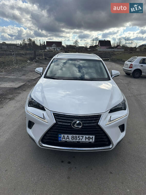 Lexus NX 2018