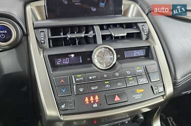 Внедорожник / Кроссовер Lexus NX 2015 в 