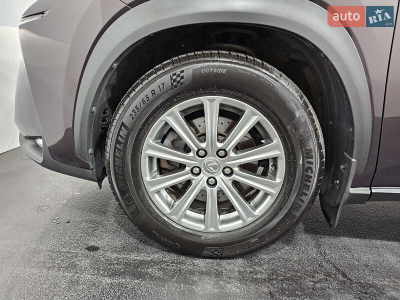 Внедорожник / Кроссовер Lexus NX 2015 в Киеве