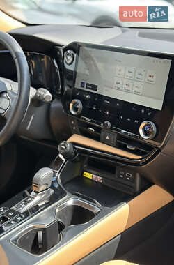 Внедорожник / Кроссовер Lexus NX 2024 в 