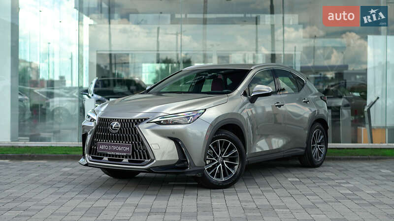 Lexus NX 2023