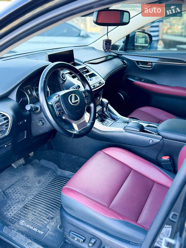 Внедорожник / Кроссовер Lexus NX 2020 в Одессе