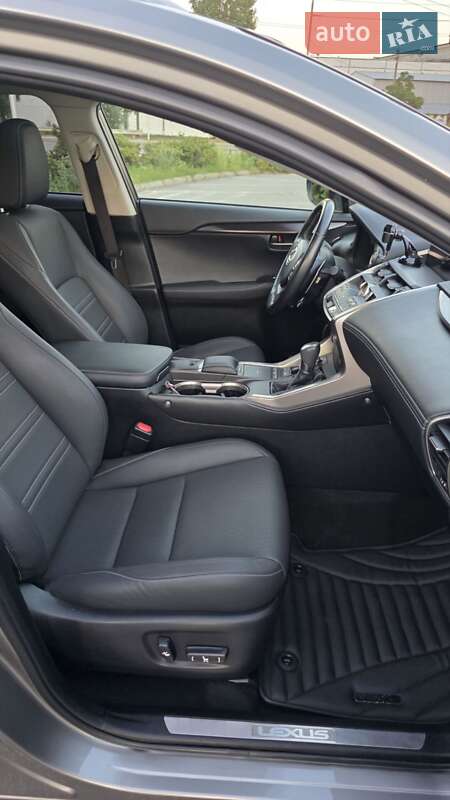 Внедорожник / Кроссовер Lexus NX 2018 в Киеве