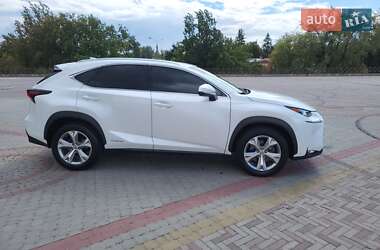 Внедорожник / Кроссовер Lexus NX 2017 в 