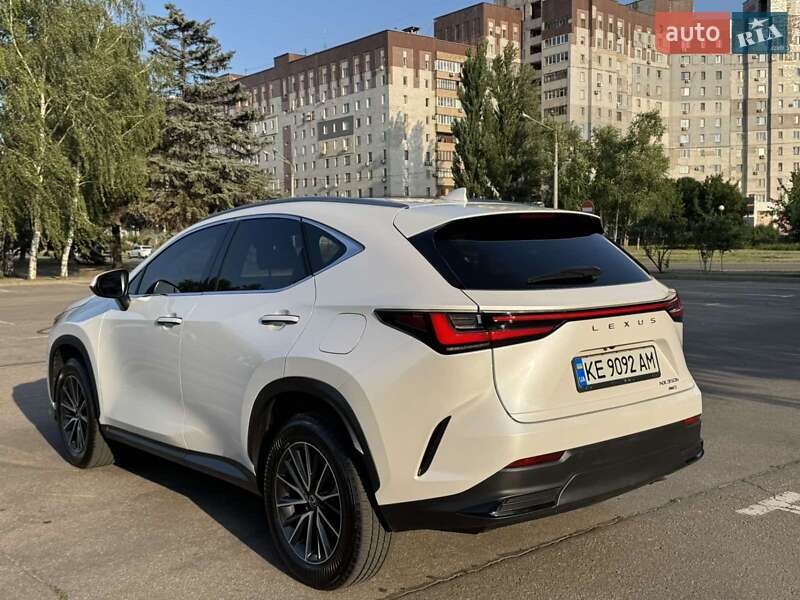 Внедорожник / Кроссовер Lexus NX 2024 в Кривом Роге