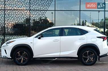 Внедорожник / Кроссовер Lexus NX 2021 в 