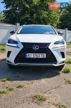 Внедорожник / Кроссовер Lexus NX 2021 в 