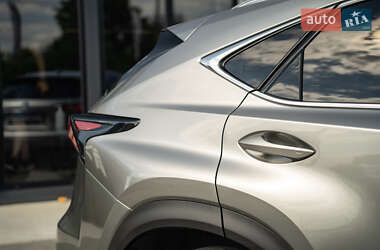 Внедорожник / Кроссовер Lexus NX 2015 в 