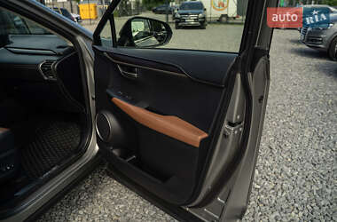 Внедорожник / Кроссовер Lexus NX 2015 в 