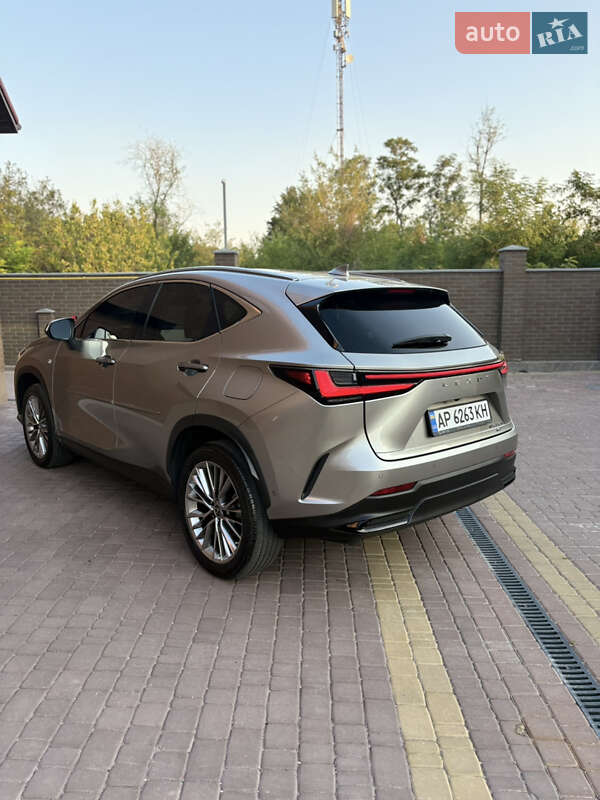 Позашляховик / Кросовер Lexus NX 2022 в Дніпрі