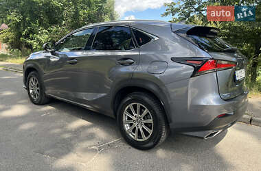Внедорожник / Кроссовер Lexus NX 2018 в 
