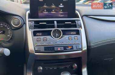 Внедорожник / Кроссовер Lexus NX 2020 в 