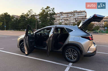 Внедорожник / Кроссовер Lexus NX 2022 в 
