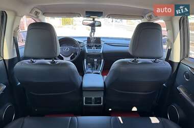 Внедорожник / Кроссовер Lexus NX 2016 в 