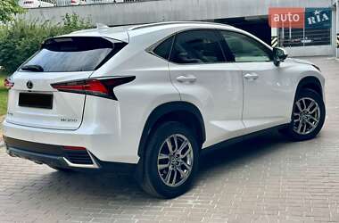 Внедорожник / Кроссовер Lexus NX 2018 в 