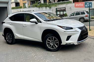 Внедорожник / Кроссовер Lexus NX 2018 в 