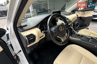 Внедорожник / Кроссовер Lexus NX 2018 в 
