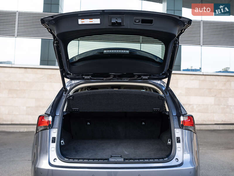 Внедорожник / Кроссовер Lexus NX 2014 в Киеве