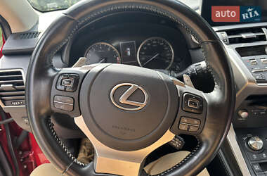 Внедорожник / Кроссовер Lexus NX 2020 в 