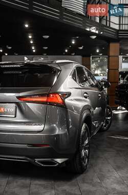 Внедорожник / Кроссовер Lexus NX 2019 в 