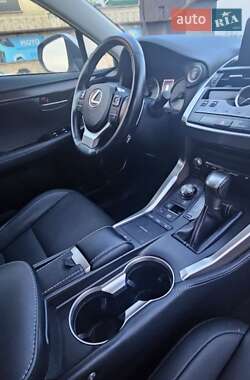 Внедорожник / Кроссовер Lexus NX 2021 в 