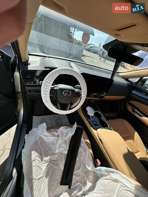 Внедорожник / Кроссовер Lexus NX 2025 в Киеве
