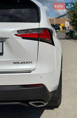 Внедорожник / Кроссовер Lexus NX 2015 в 