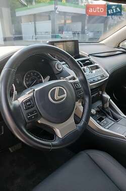 Внедорожник / Кроссовер Lexus NX 2019 в 