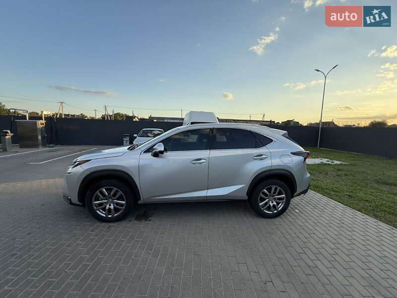 Внедорожник / Кроссовер Lexus NX 2015 в Киеве
