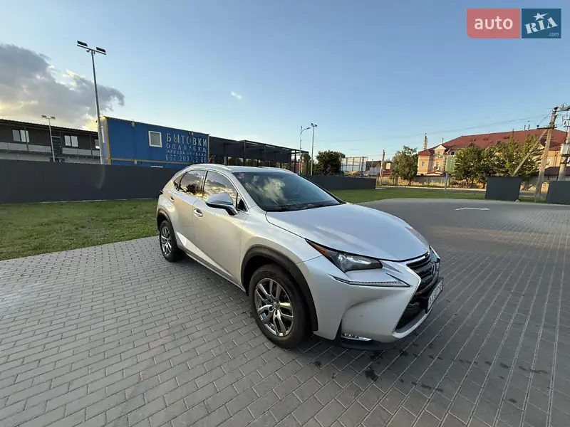 Lexus NX