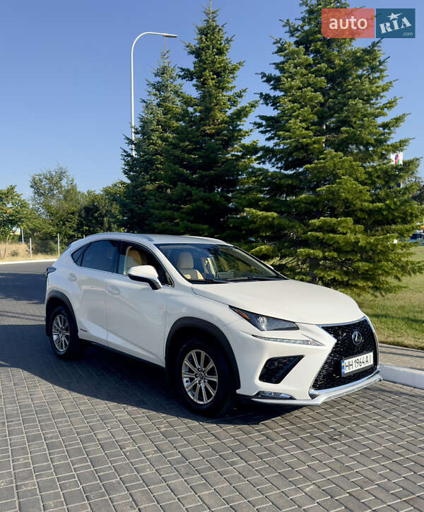 Внедорожник / Кроссовер Lexus NX 2020 в Одессе
