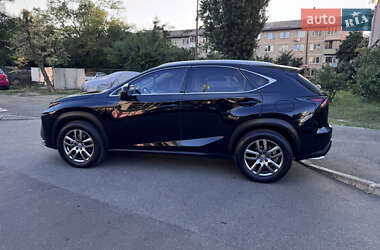 Внедорожник / Кроссовер Lexus NX 2015 в 