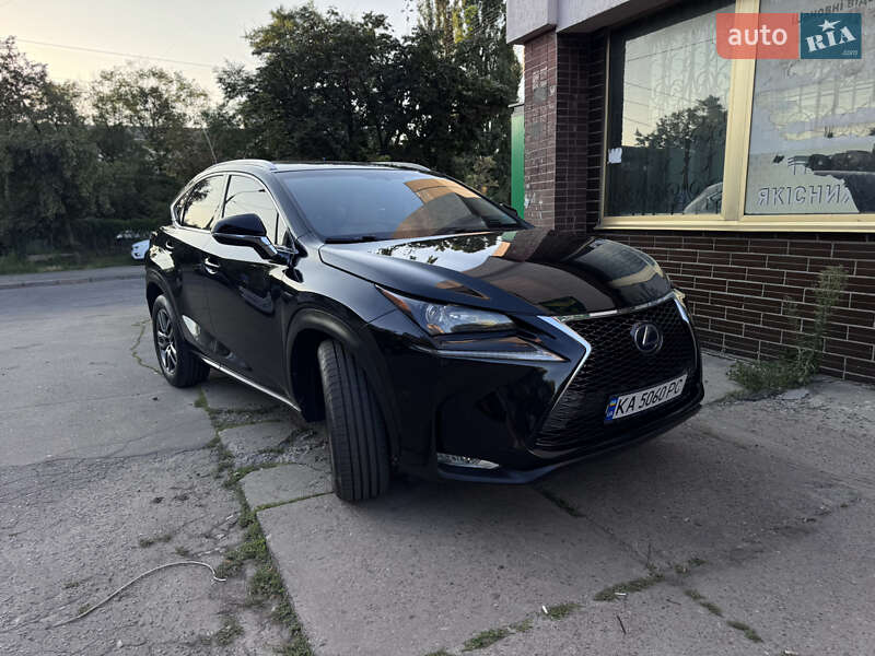 Внедорожник / Кроссовер Lexus NX 2015 в Киеве