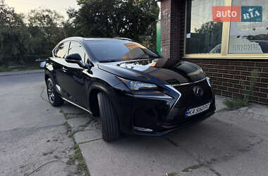 Внедорожник / Кроссовер Lexus NX 2015 в 