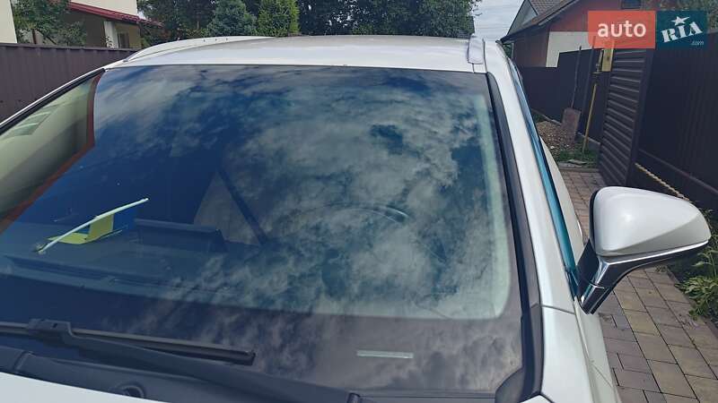 Внедорожник / Кроссовер Lexus NX 2014 в Ивано-Франковске