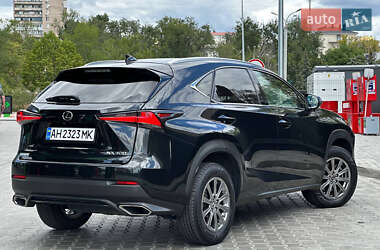 Внедорожник / Кроссовер Lexus NX 2019 в 